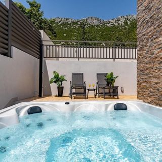 Villa Eden with heated pool Omis (5)