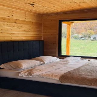 Crown Hills Resort Tiny House Chiuiești (3)