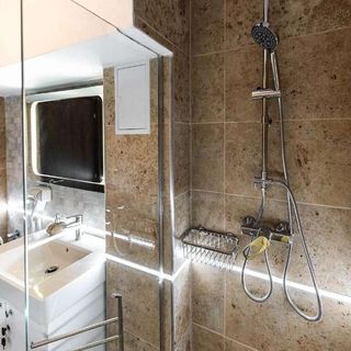 La Nueve Suite Brașov (2)