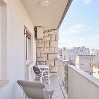 Apartment Mark Split (2)