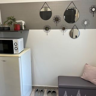 Fiatalos apartman az M0 közelében Budapest (4)
