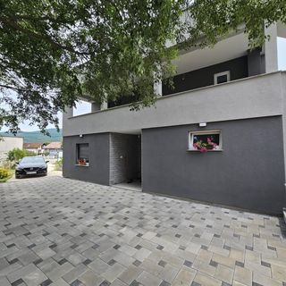 Apartments Relax Karin Gornji (4)