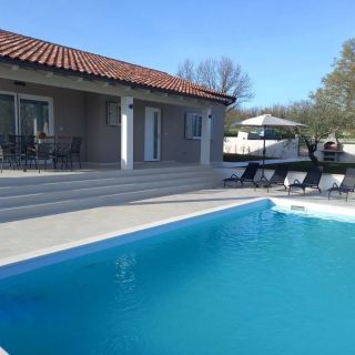 House Holiday house Milotici Tinjan (5)