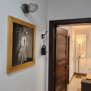 Casa de sub Hășmaș Bãlan (3)