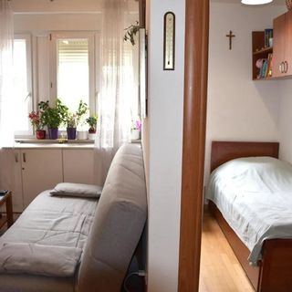 Old Town Art Apartment Split (4)