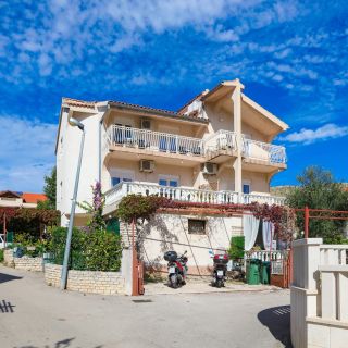 Apartments With Parking Space Grebaštica, Šibenik - 24821 Grebaštica (2)