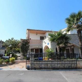 Apartments With Parking Space Rovinj - 24972 (3)