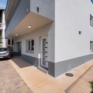 Apartments With Parking Space Zadar - 25204 (3)