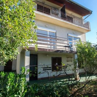 Apartments With Parking Space Starigrad Paklenica - 25358 (2)