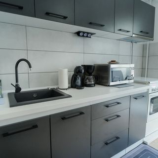Central Cozy & Bright 3BR Apartment București (5)