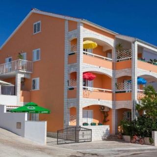 Apartments With Parking Space Hvar - 21877 (2)