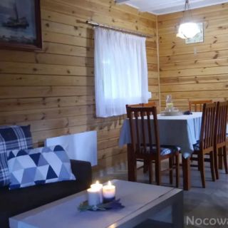 Domek Gdzie do snu śpiewem układają żaby Leśniki (2)