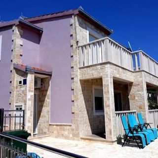House Casa Roza Sevid (2)