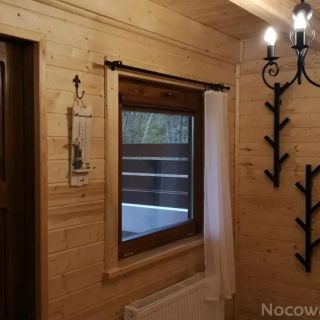 Chatka W Małym Lasku Kuźnica (5)