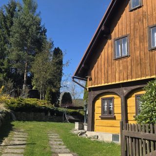 Chalupa nad potůčkem (2)