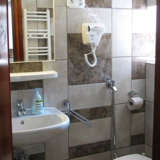 Cserépmadár Szállás és Csinyálóház Velemér (5)