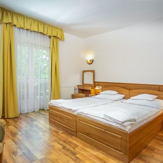 Nefelejcs Hotel Mezőkövesd (4)