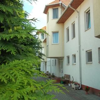 Pávai Apartmanház Hajdúszoboszló (3)