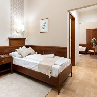 Hotel Kardosfa Zselickisfalud (2)