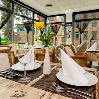 Holiday Beach Budapest Wellness & Sauna Park Hotel (4)