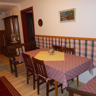 Nimród Pihenőház Egerszalók (2)