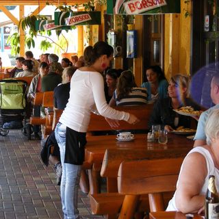 Gesztenyés Apartman Parád (2)