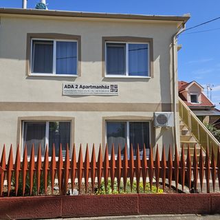 Ada 2 Apartmanház Hajdúszoboszló (2)