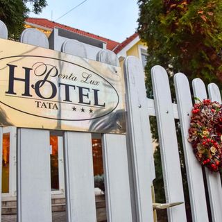 Penta Lux Hotel és Apartman Tata (5)