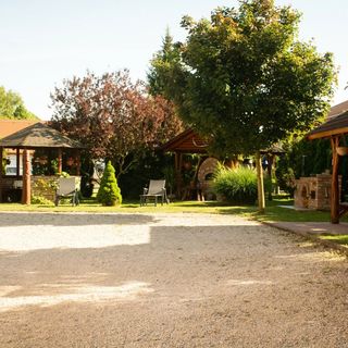 Hajnalka Apartmanház Kehidakustány (4)