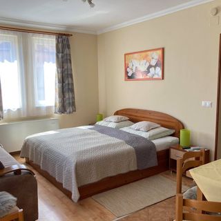 Fortuna 7 Apartman Hajdúszoboszló (2)