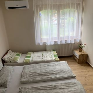 Zsuzsa Apartman Hajdúszoboszló (3)