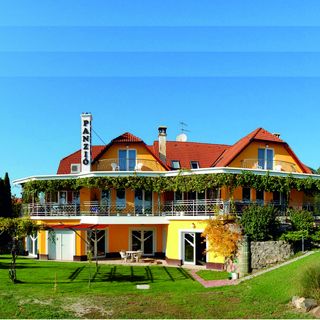 Judit Panzió Tapolca (2)