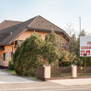 Kecskeméti Vendégház Balatonboglár (4)