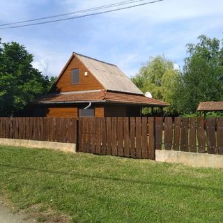 Szalóki Nyaraló Abádszalók (2)