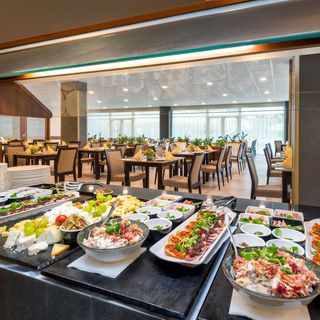 Hunguest Szeged - ex Forrás (4)