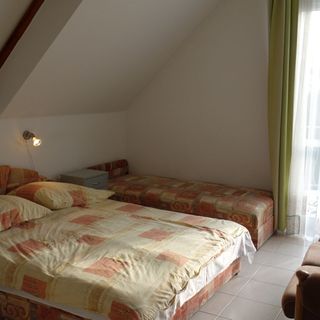 Klassz Apartmanház Balatonfüred (2)