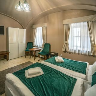 Régi Posta Hotel és Étterem Debrecen (4)