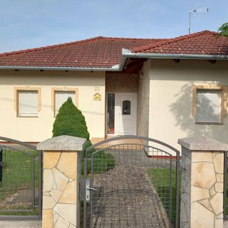 Petra Apartmanház Kehidakustány (5)