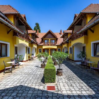 Friskó Panzió Zalakaros (4)