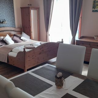 Várkert Prémium Apartman Gyula (5)