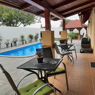 Tünde Apartmanház Hajdúböszörmény (3)