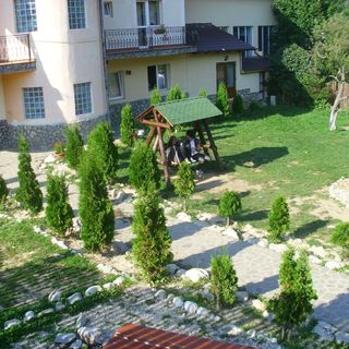 Centrul Montan de Agrement La Valtoare Bran (2)