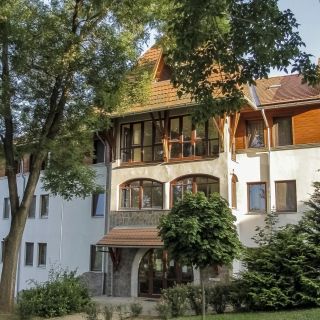 SDG Családi Hotel és Konferencia Központ Balatonszárszó (4)