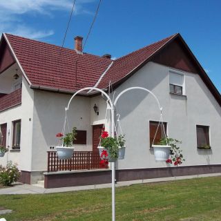 Vargalak Abádszalók (2)