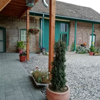 Hegyhát-Izmény Üdülőház (4)