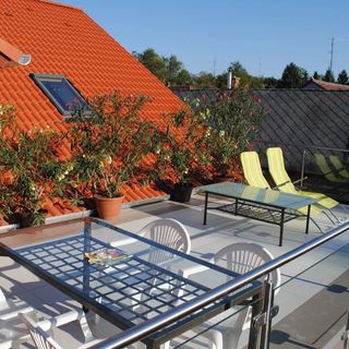 Romantika Apartman Sárvár (3)