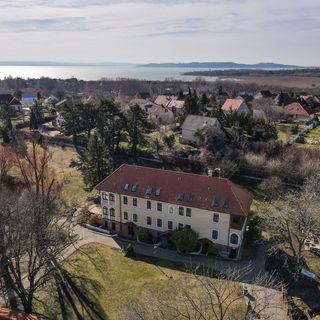 Park Villa Csopak (2)