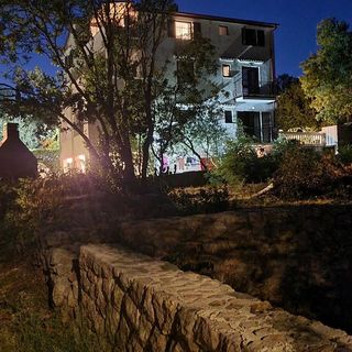 Apartmani Vukelić Starigrad (3)