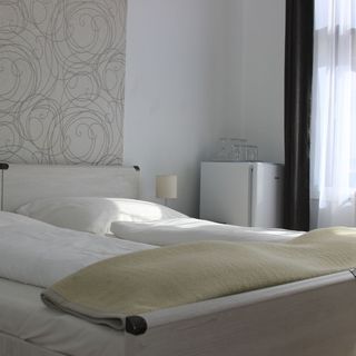 Éden Panzió Eger (2)