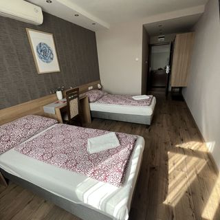 Centrál Panzió Érd (3)